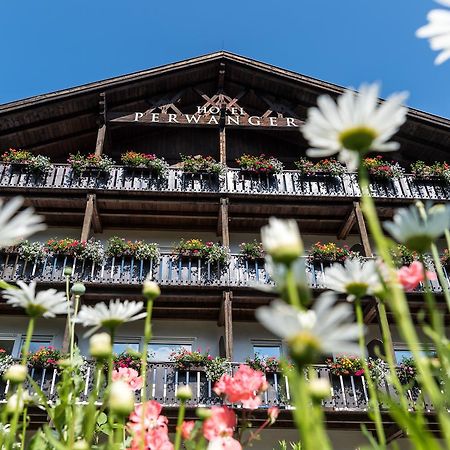 Hotel & Appartements Perwanger Fie allo Sciliar Exterior photo
